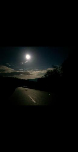 There's a fullmoon in the sky
